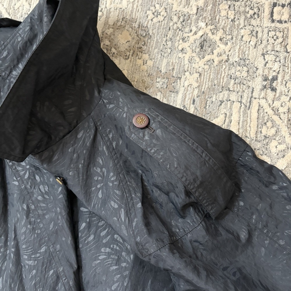 Portrait Long Black Nylon Trench Coat Womens 8 L Belted Waterproof Shoulder Pad - Picture 7 of 14